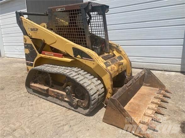 CAT 252 Mini Pale Gommate