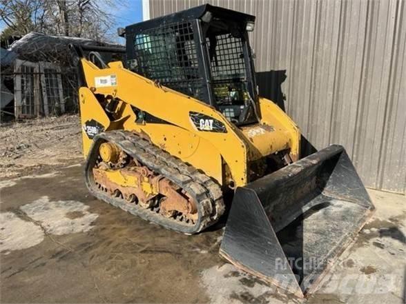 CAT 259B3 Mini Pale Gommate