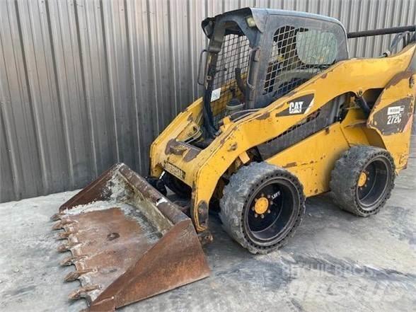 CAT 272C Mini Pale Gommate