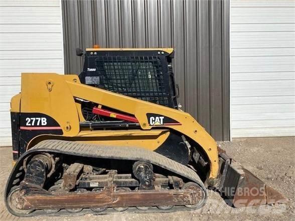 CAT 277B Mini Pale Gommate