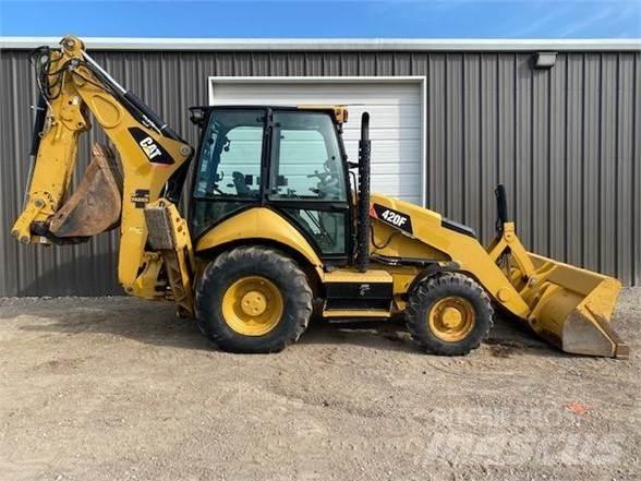 CAT 420F Terne
