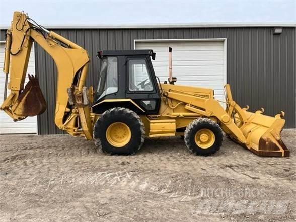 CAT 446B Terne