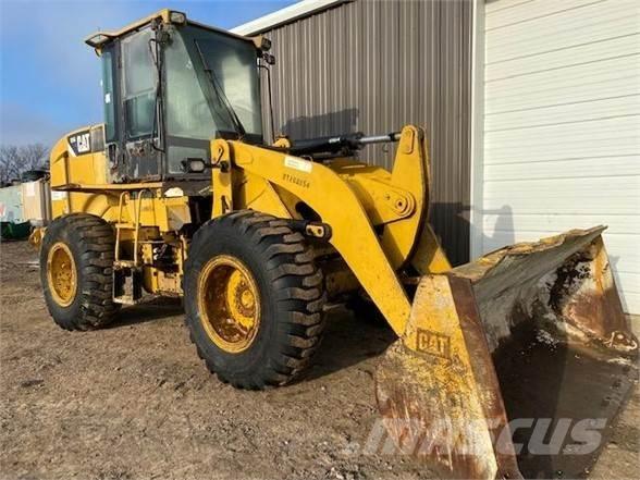 CAT 924GZ Pale gommate