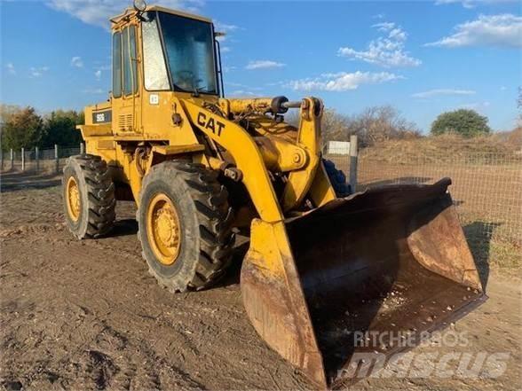CAT 926 Pale gommate