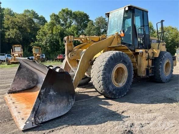 CAT 950G Pale gommate