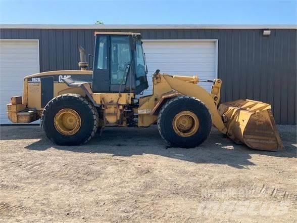 CAT 962G Pale gommate