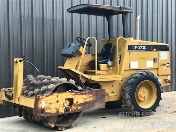 CAT CP-323C Rulli monotamburo