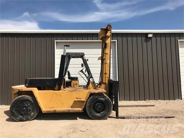 CAT V225B Carrelli elevatori diesel