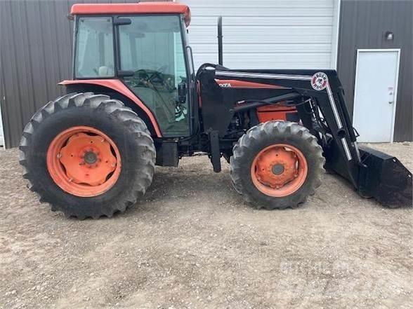 Kubota M9000 Trattori