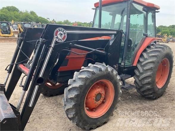 Kubota M9000 Trattori