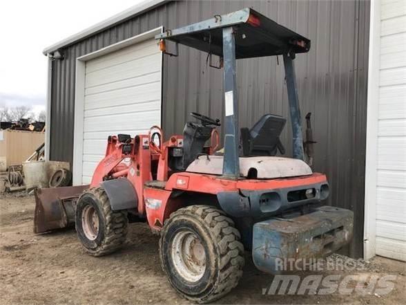 Kubota R420 Pale gommate