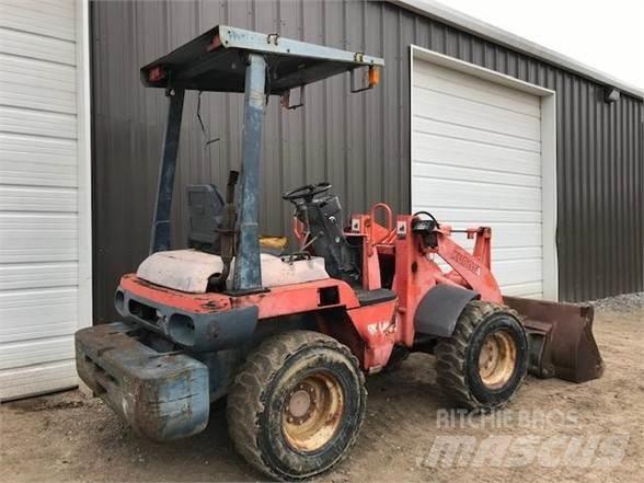 Kubota R420 Pale gommate
