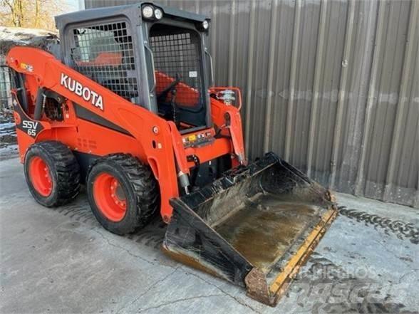 Kubota SSV65 Mini Pale Gommate