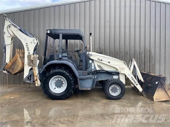 Terex TLB840R Terne