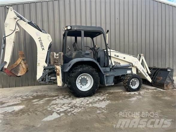 Terex TLB840R Terne