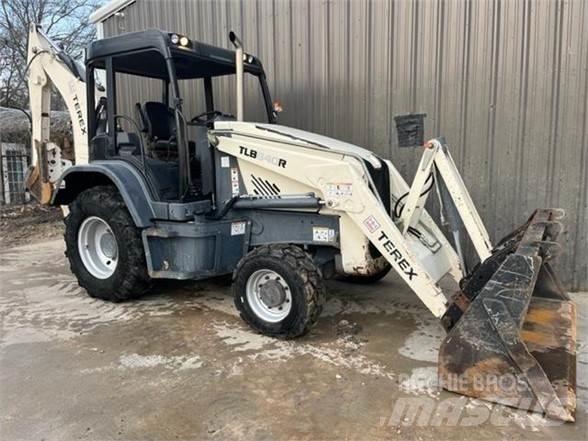 Terex TLB840R Terne
