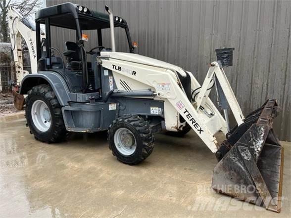 Terex TLB840R Terne