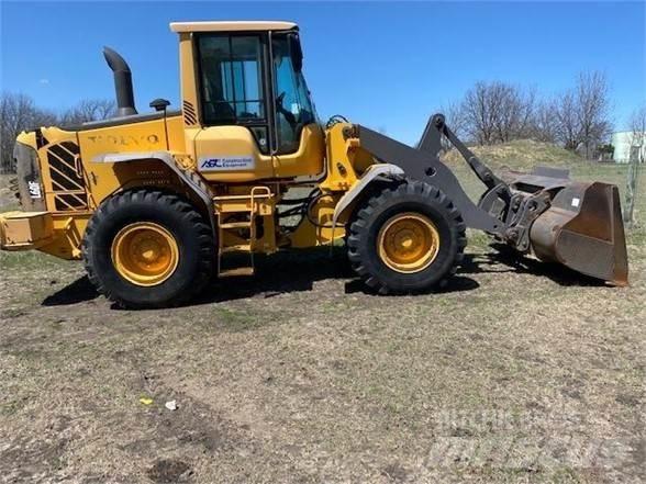 Volvo L60F Pale gommate