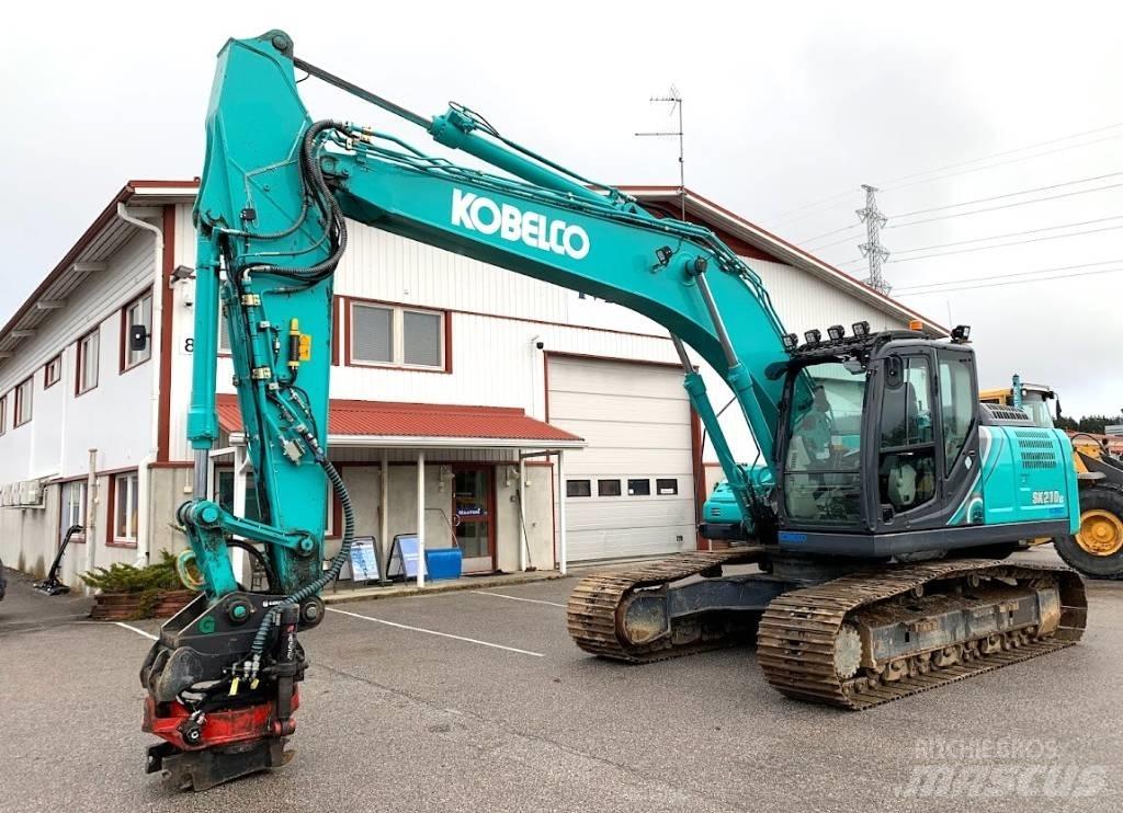 Kobelco SK210LC-10 Escavatori cingolati