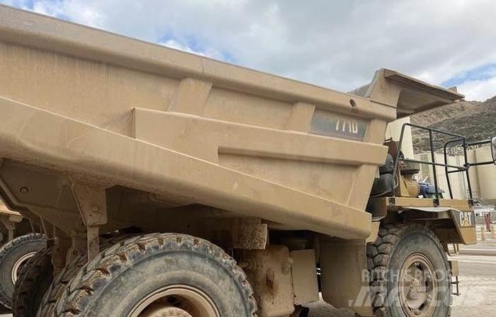 CAT 771D Mini dumper