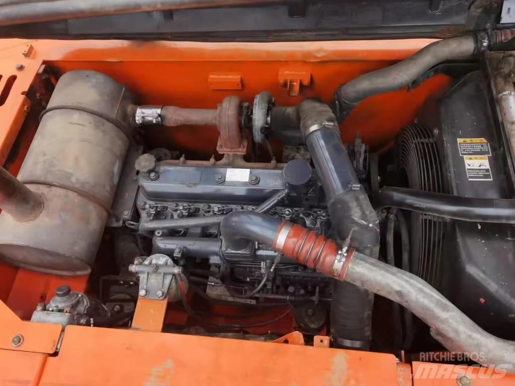Doosan DX 225 LC Escavatori cingolati