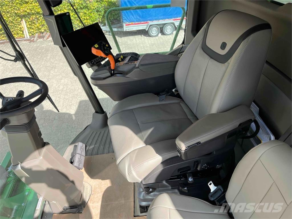 John Deere T5 600 Mietitrebbiatrici