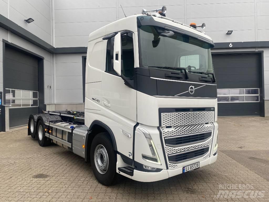 Volvo FH 540 Camion con gancio di sollevamento