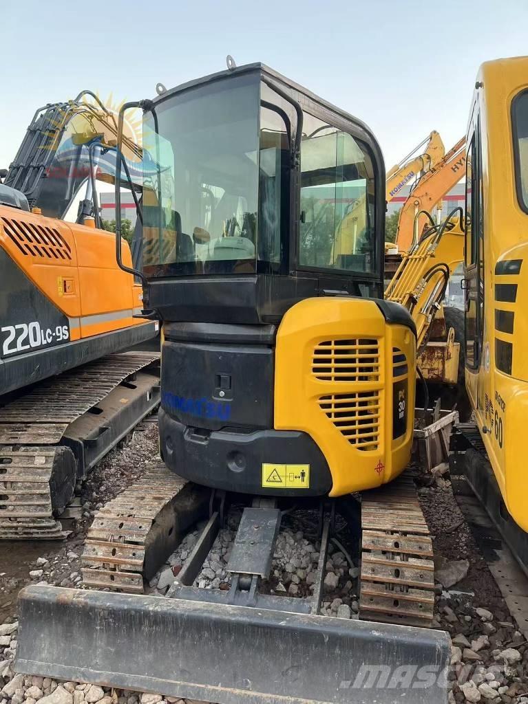 Komatsu PC 30 MR-2 Miniescavatori