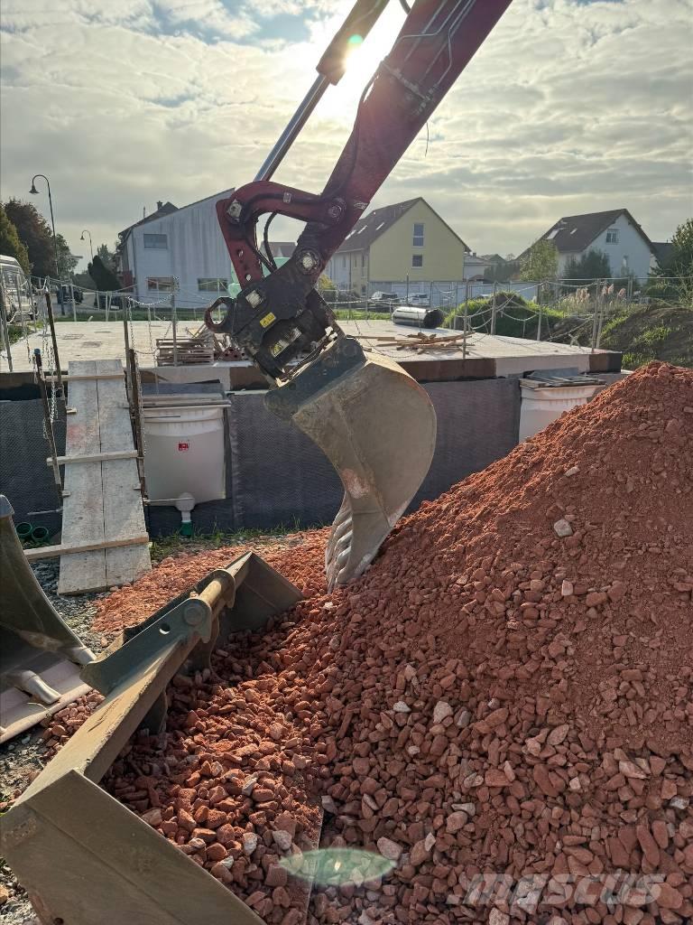 Yanmar B 110 W Escavatori gommati