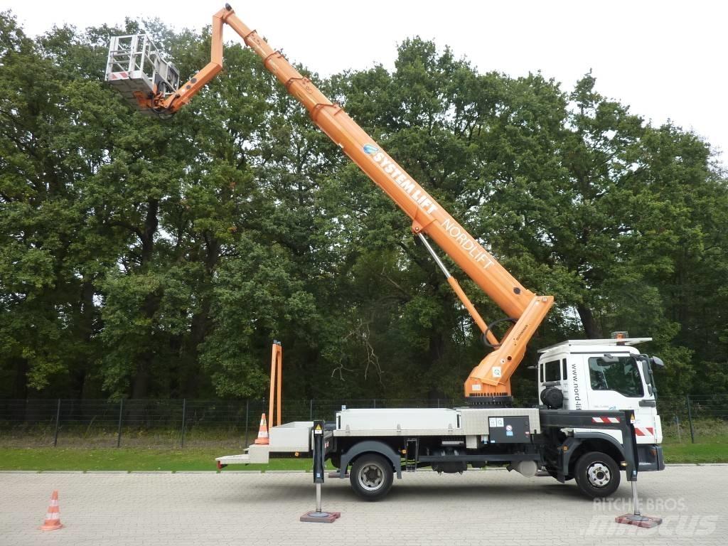 Ruthmann T 330 Piattaforme autocarrate
