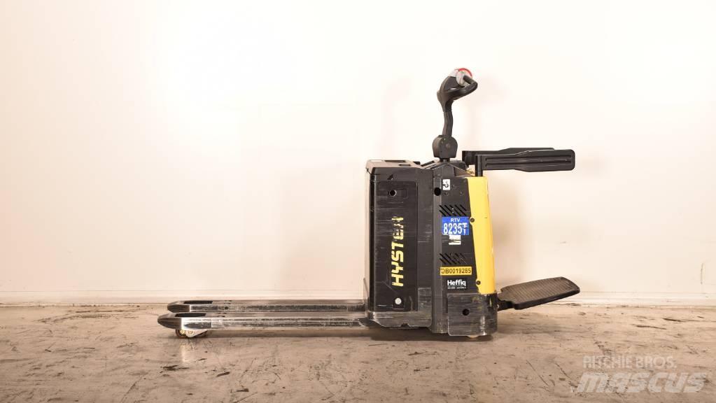 Hyster P 2.0 S Carrelli elevatori bassi a piattaforma