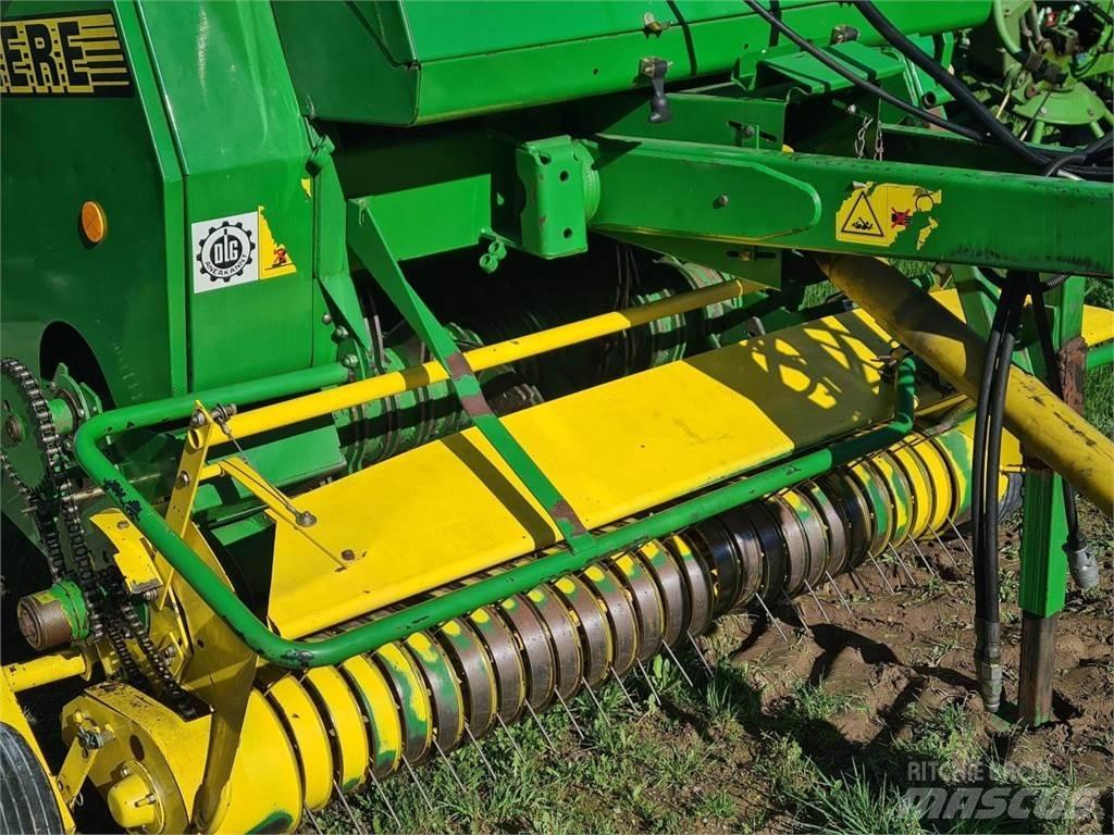 John Deere 590 Rotopresse