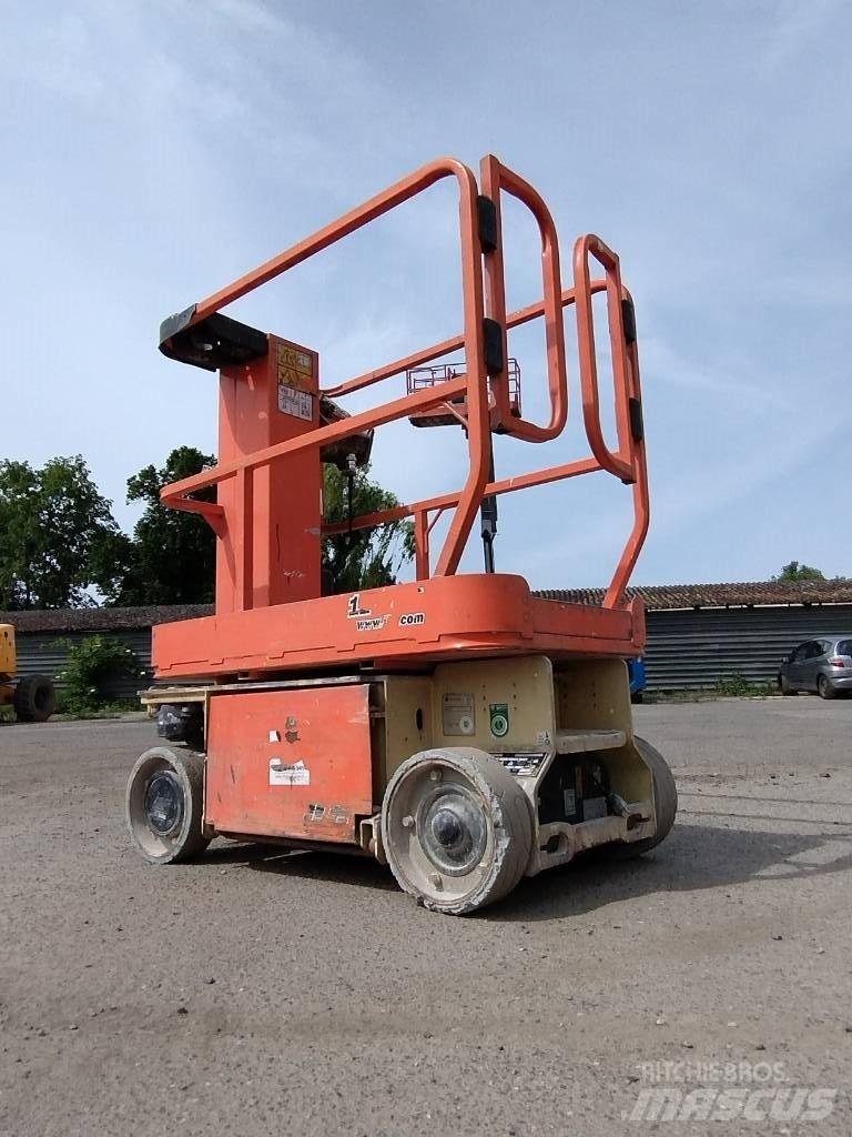JLG 1230 ES Sollevatori verticali