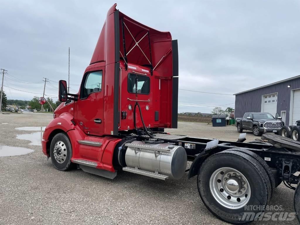 Kenworth T 680 Motrici e Trattori Stradali