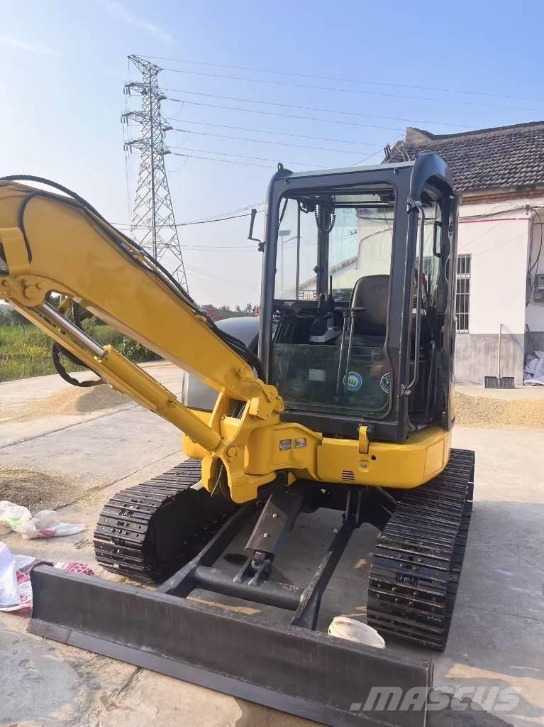 Komatsu PC 40 MR Miniescavatori