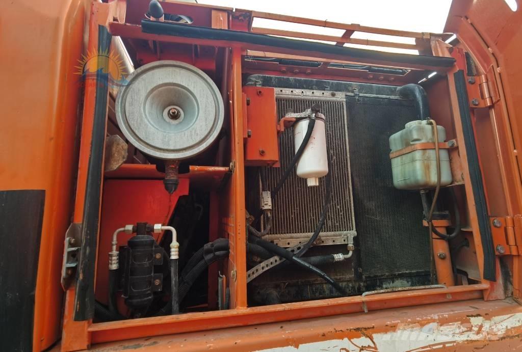 Doosan DH 150W-7 Escavatori gommati