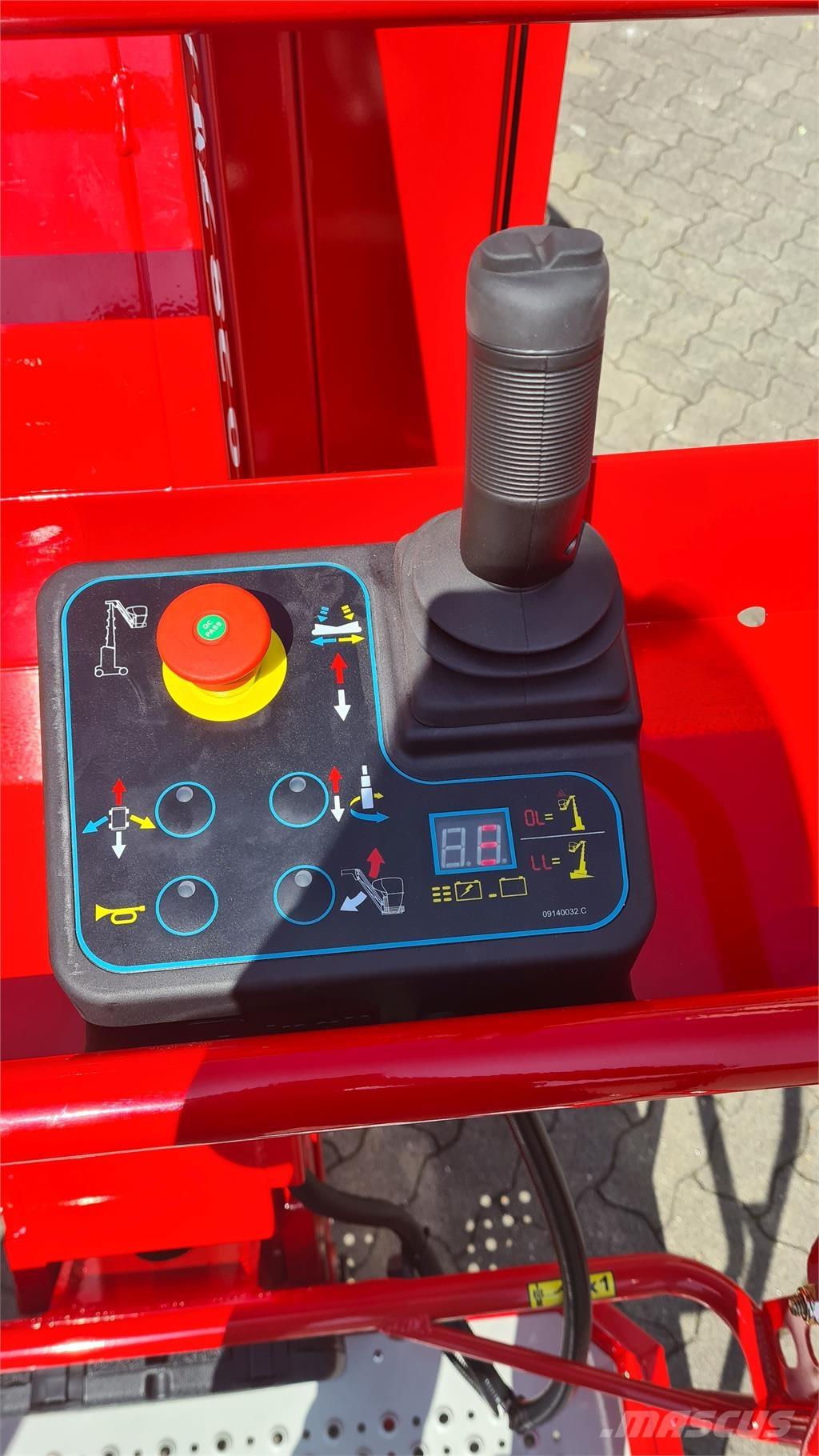 Magni MJP11.50AC Piattaforme cingolate, Piattaforme a ragno e Montacarichi