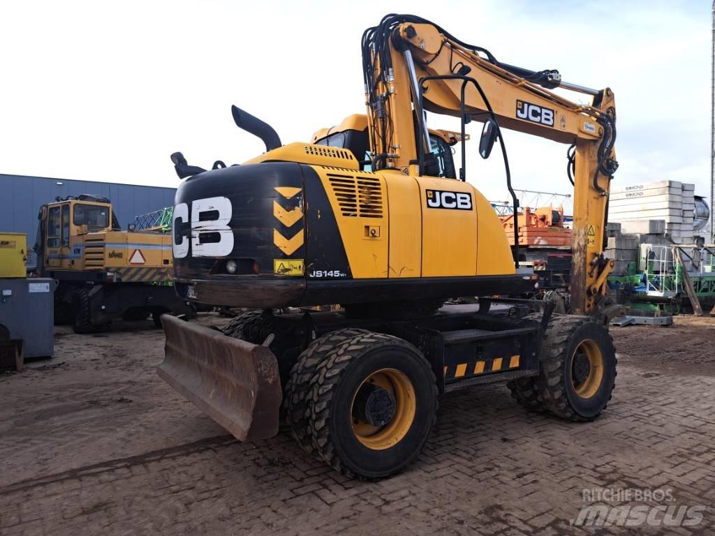 JCB JS 145 W Escavatori gommati