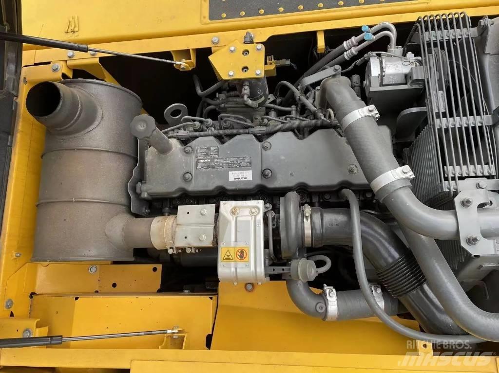 Komatsu PC240-8 Escavatori cingolati