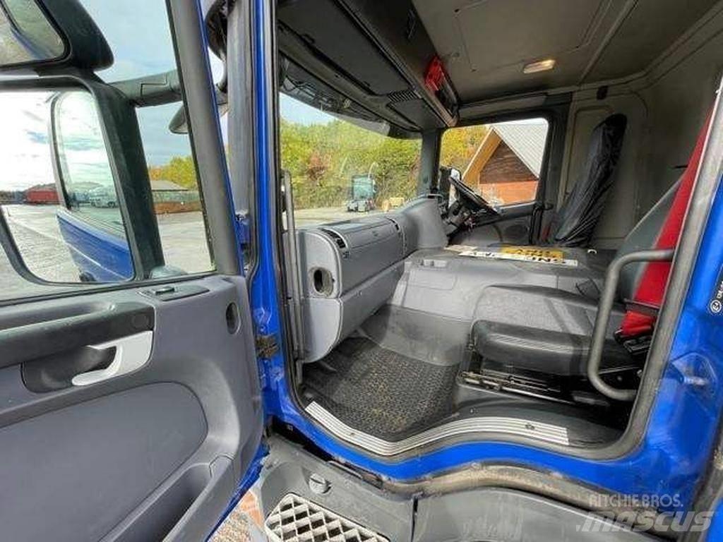 Scania P 230 Autocabinati