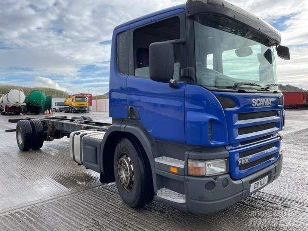 Scania P 230 Autocabinati