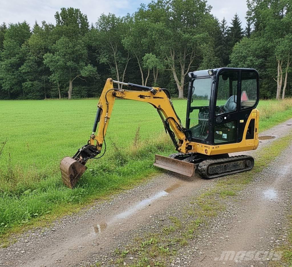 CAT 301.8 C Miniescavatori