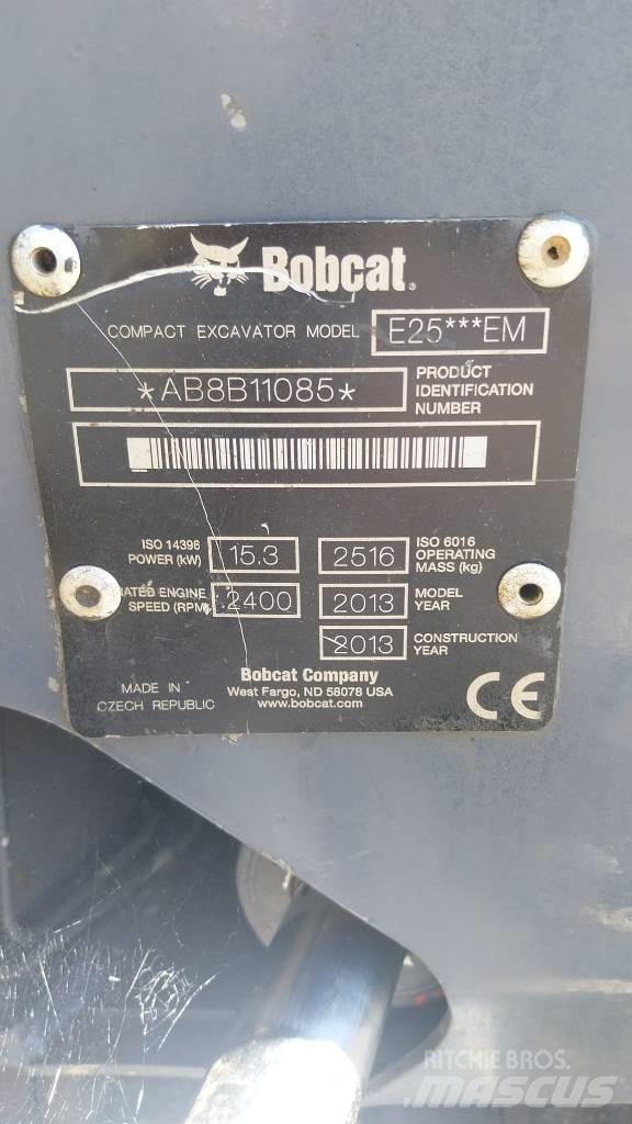 Bobcat E 25 Miniescavatori