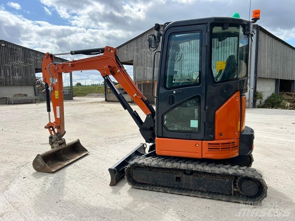Hitachi ZX 26 U-6 Miniescavatori