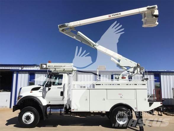 Hi-Ranger SC42 Piattaforme autocarrate