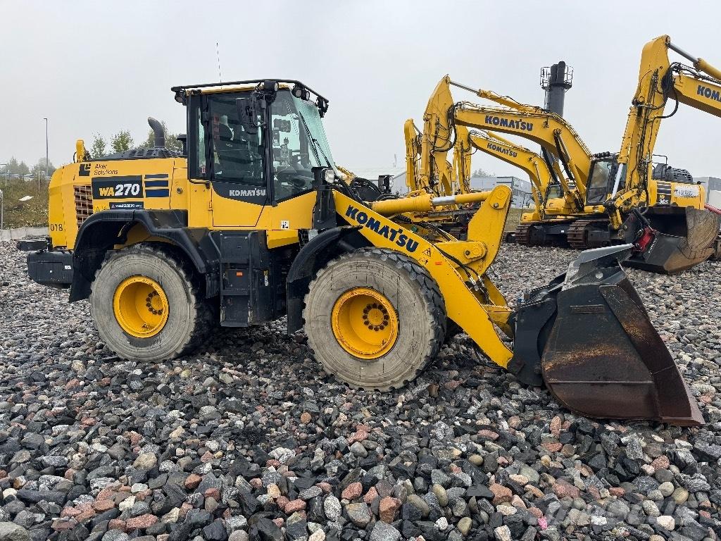 Komatsu WA 270-8 Pale gommate