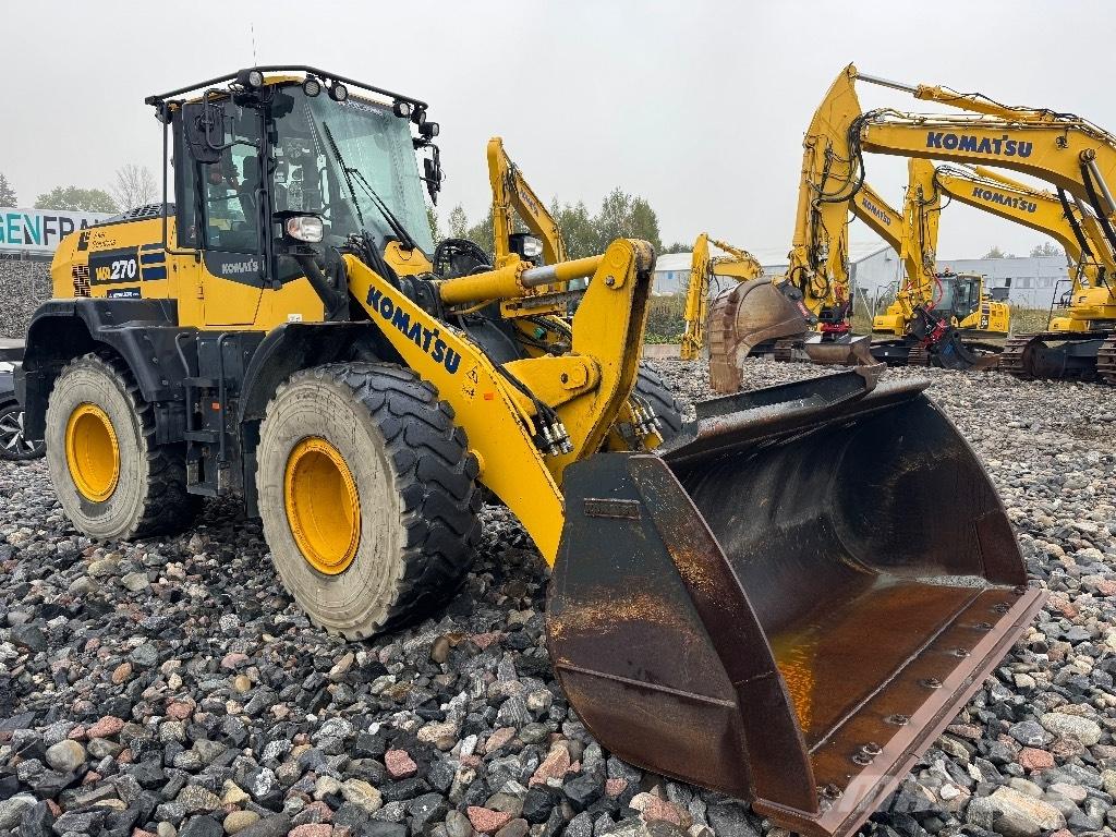 Komatsu WA 270-8 Pale gommate