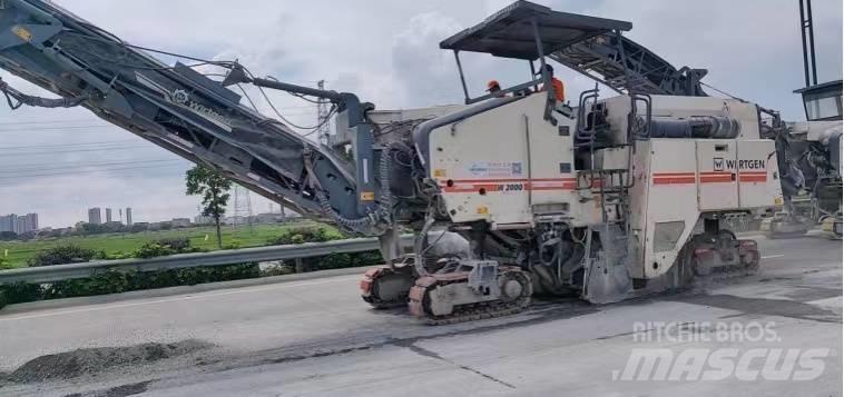 Wirtgen W2000 Fresa a freddo per asfalto