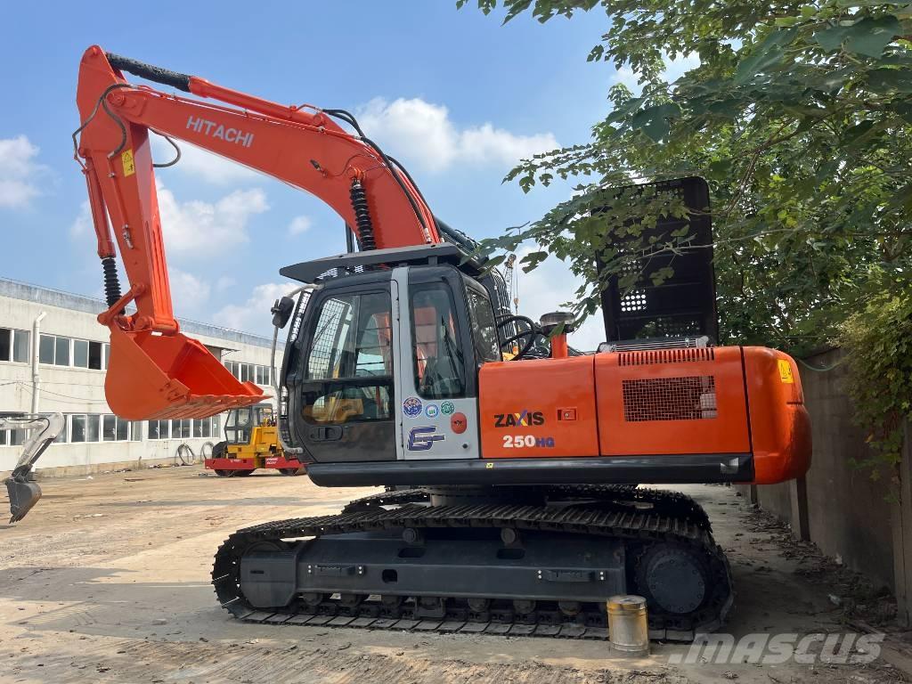 Hitachi ZX 250 Escavatori cingolati