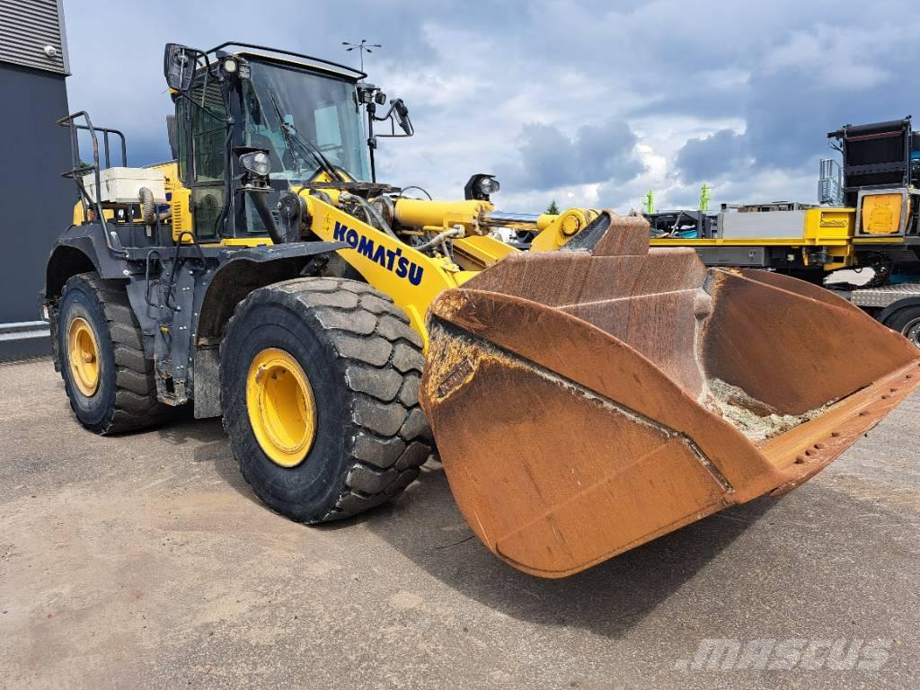 Komatsu WA 475-10E0 Pale gommate